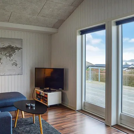 Holiday home Awesome In W/ Wifi And 3 Bedrooms *